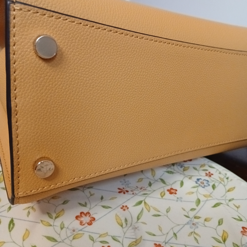 ♠️ Kate Spade - Purse - Wild Senna  -Voyage - satchel -Small grain- NWT - Picture 4 of 11